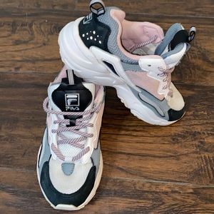 Fila Girls Recollector Shoes size 3.5